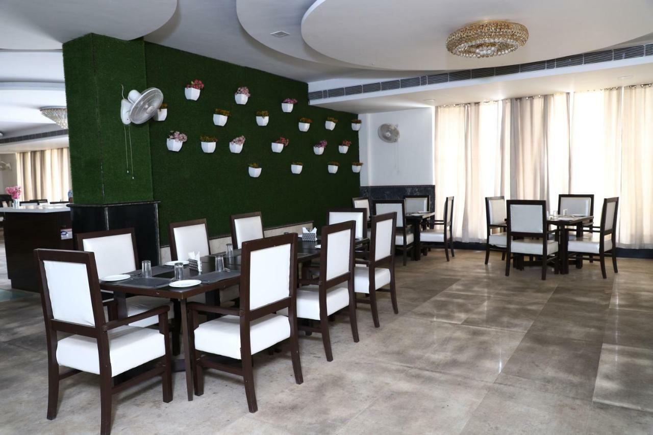 Diwan Hotel And Restaurant Surkhi Ngoại thất bức ảnh