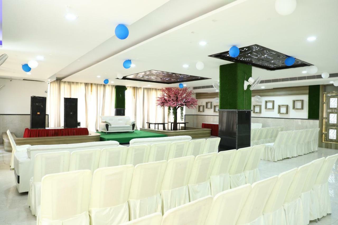 Diwan Hotel And Restaurant Surkhi Ngoại thất bức ảnh