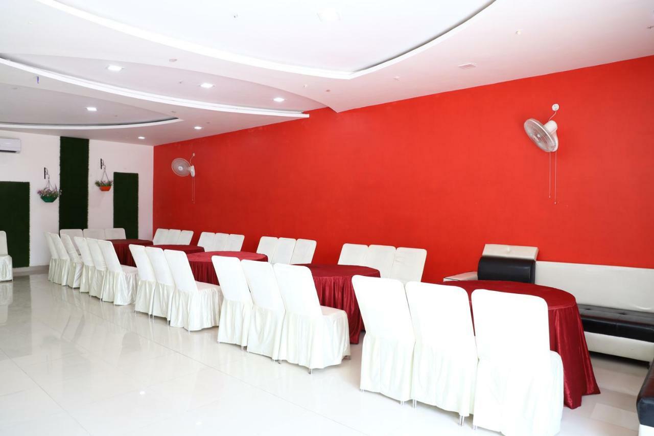 Diwan Hotel And Restaurant Surkhi Ngoại thất bức ảnh