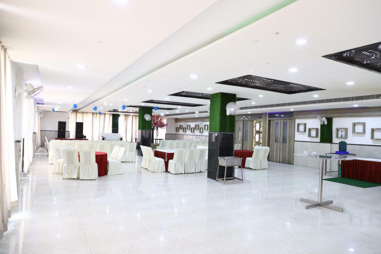 Diwan Hotel And Restaurant Surkhi Ngoại thất bức ảnh