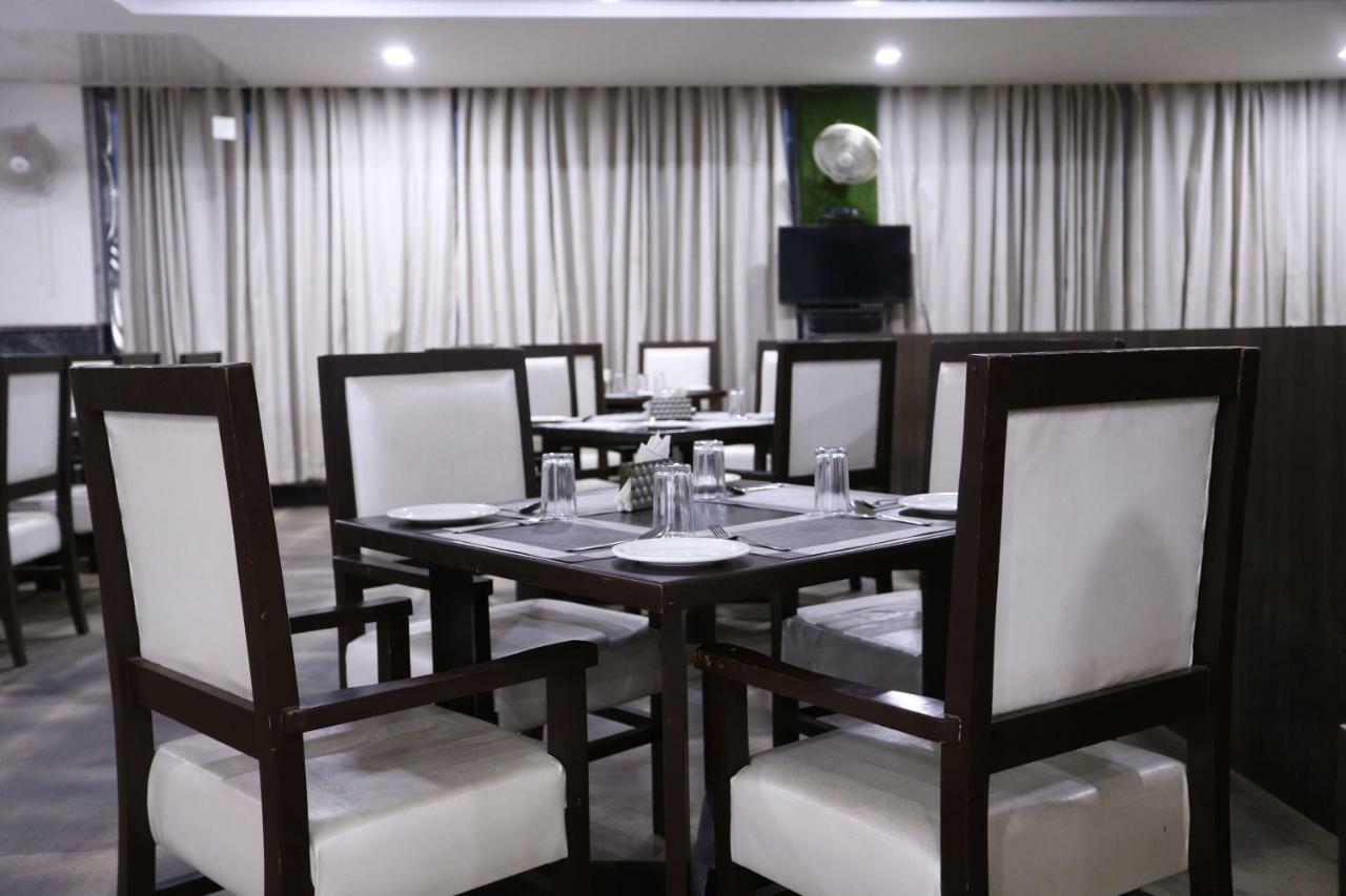 Diwan Hotel And Restaurant Surkhi Ngoại thất bức ảnh