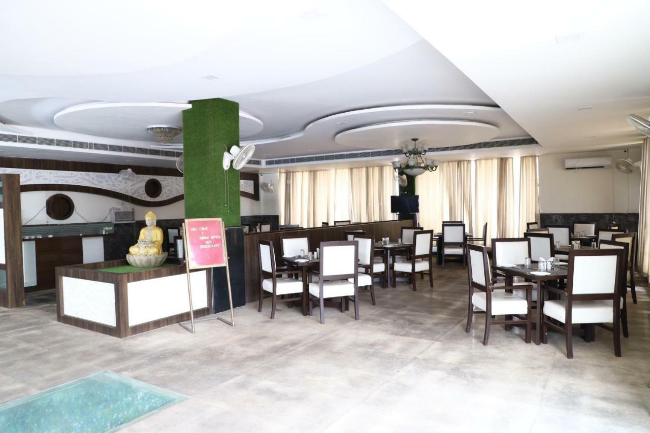 Diwan Hotel And Restaurant Surkhi Ngoại thất bức ảnh
