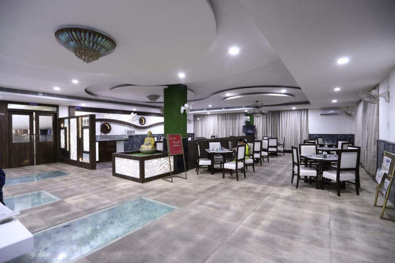 Diwan Hotel And Restaurant Surkhi Ngoại thất bức ảnh