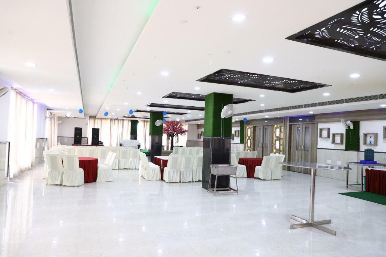 Diwan Hotel And Restaurant Surkhi Ngoại thất bức ảnh